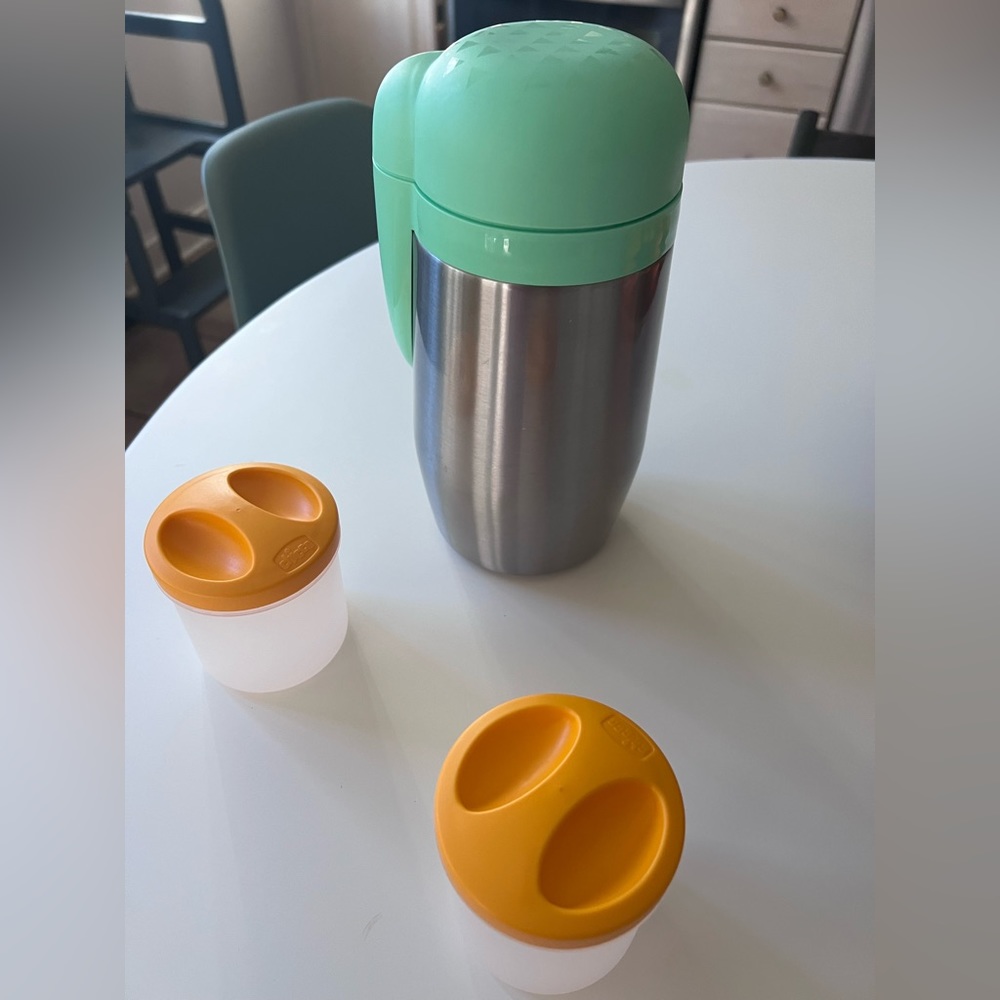 Chicco Thermal Bottle and Food Holder